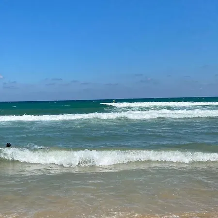 Penthouse Happy Moments 2 ساني بيتش